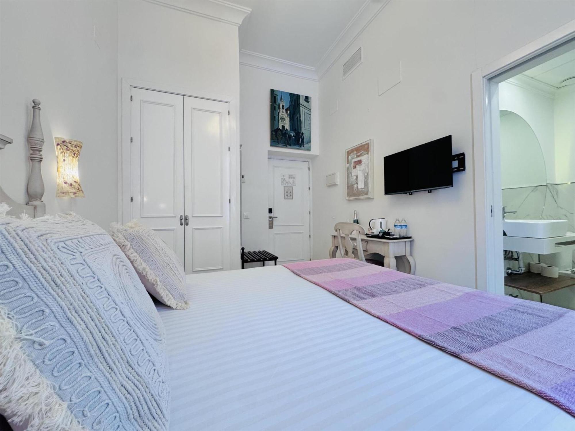 Double or Twin Room Balcony
